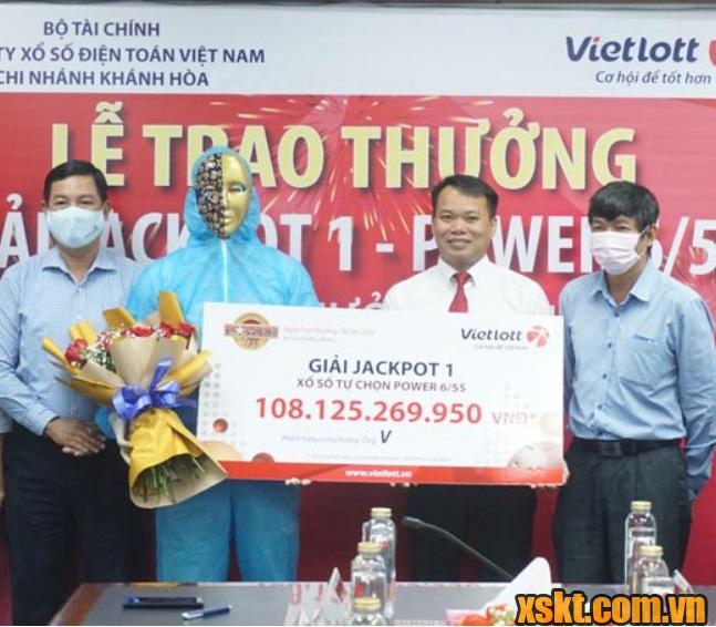 Ông V tại Nha Trang may mắn trúng Jackpot1 khùng trị giá 108 tỷ đồng