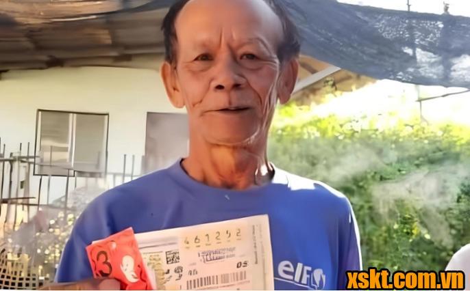 Ông lão trúng độc đắc khổ sở vì họ hành tranh giành phụng dưỡng