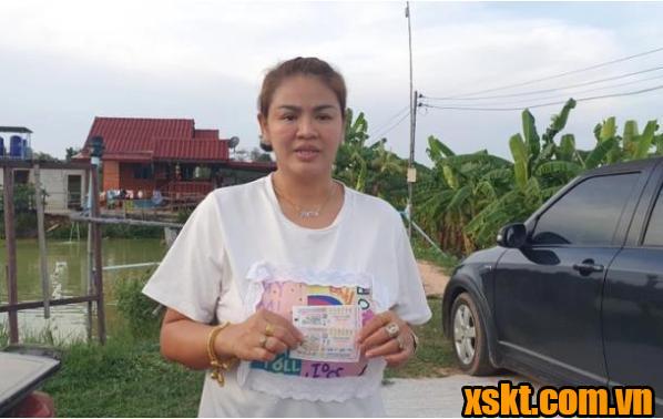 Chị Nopparat Thiangpan trúng số hơn 8 tỷ đồng nhờ mua vé theo biển số ô tô