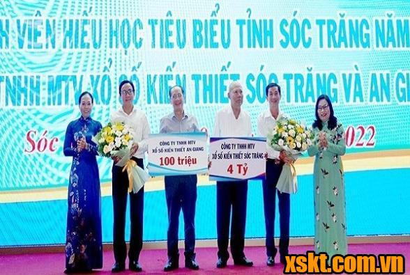 XSKT Sóc Trăng và XSKT An Giang đồng hành cùng quỹ học bổng Lương Định Của
