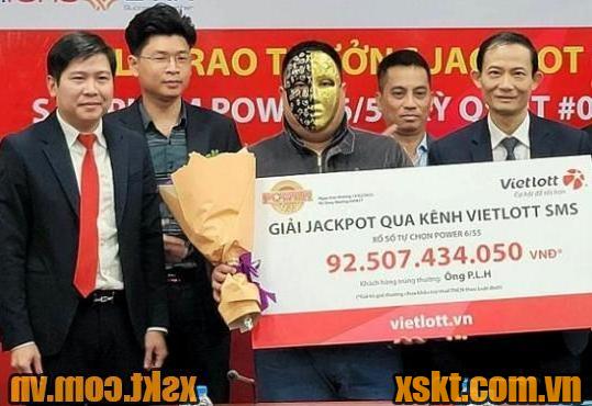 Ông H giấu vợ nhận giải Jackpot 1 hơn 92 tỷ ngày Valentine