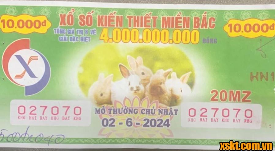 Khách hàng quận Hoàn Kiếm may mắn trúng giải đặc biệt ngày 2/6/2024