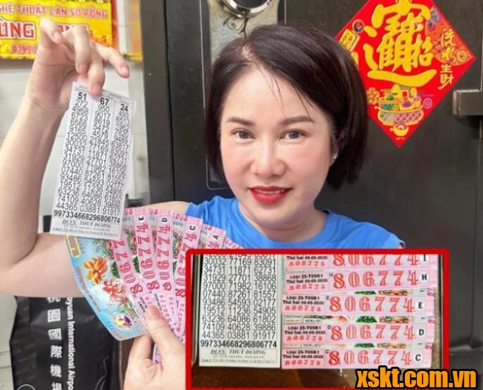 Đại lý vé số đổi thưởng cho khách hàng trúng độc đắc 13 tờ vé số đài Cà Mau