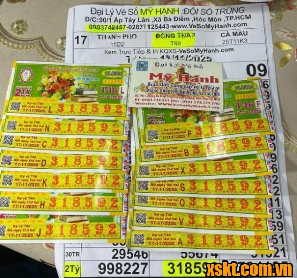 Hình ảnh 14 vé số trúng độc đắc của gia đình ở Tây Ninh