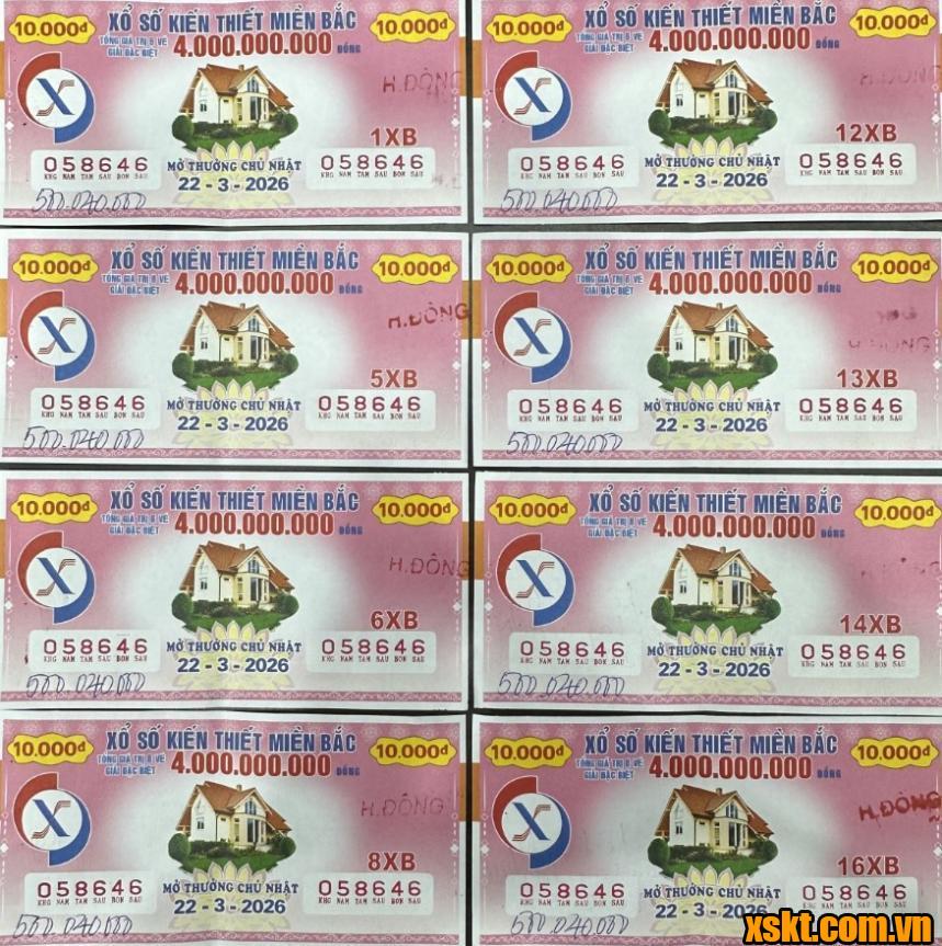 Khách hàng ở Ba Đình may mắn trúng 10 tờ vé số kỳ quay ngày 22/3