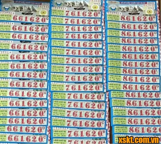Những tấm vé số may mắn của khách hàng Cà Mau