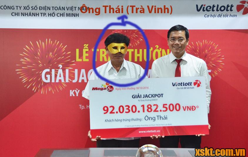 Người thay mặt nhận giải là ông Thái ở Trà Vinh